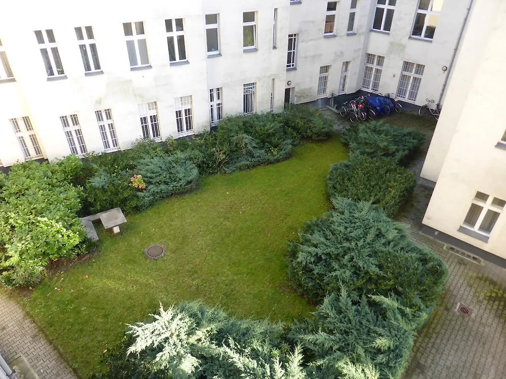 Apartments Dahlie & Nelke Berlín 0*,
